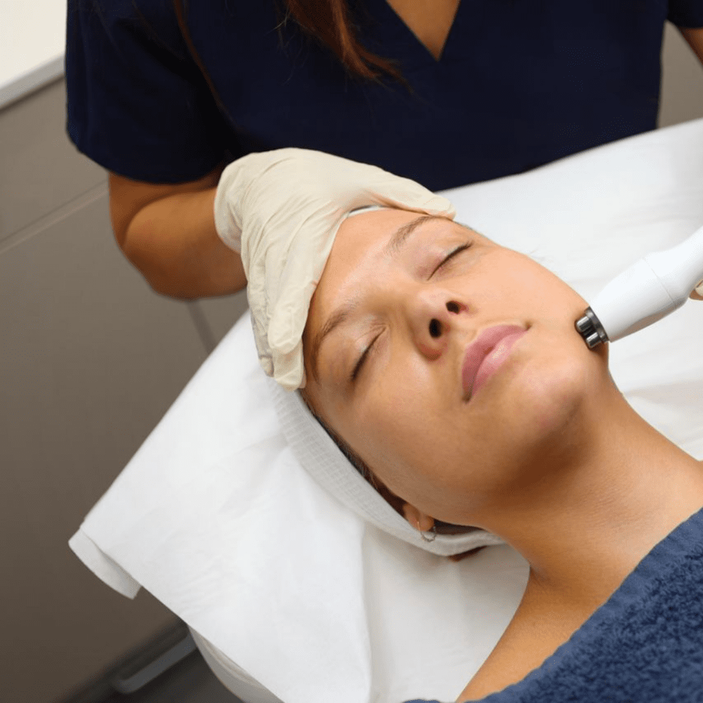 BBL Hero and Moxi at Omniya London