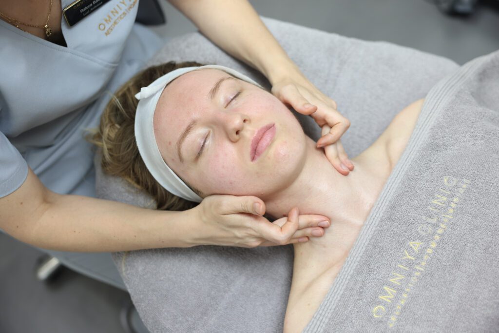 facial neck massage in london