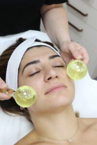 Fire & Ice iS Clinical Facial